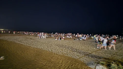 Rond 23 uur op het strand (2026)